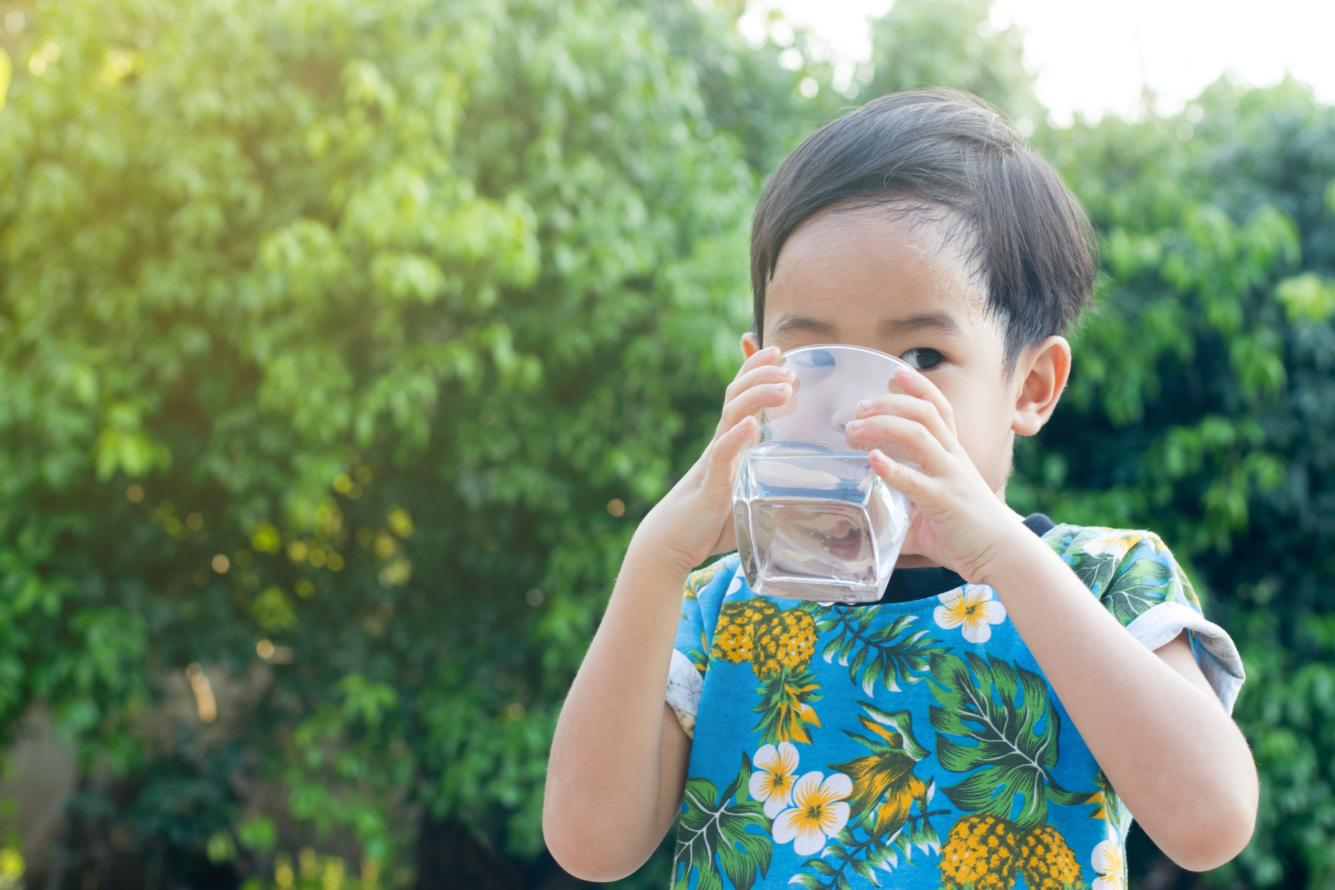 ISK pada anak, infeksi saluran kemih anak, gejala ISK anak, Bunda, si Kecil